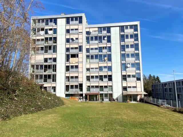 Rent a 3 ½ rooms apartment in Bazenheid Flatfox