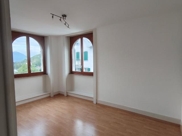 Rent a 3 ½ rooms apartment in Bex Flatfox