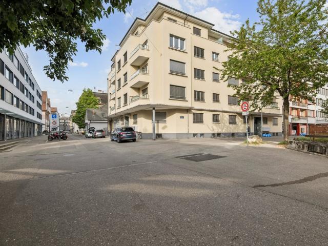 Rent a 3 rooms apartment in Biel Flatfox
