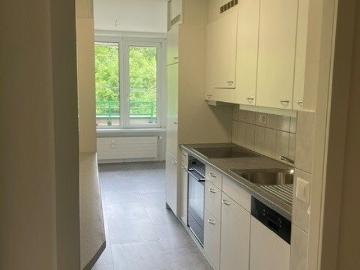 Rent a 3 ½ rooms apartment in Binningen Flatfox