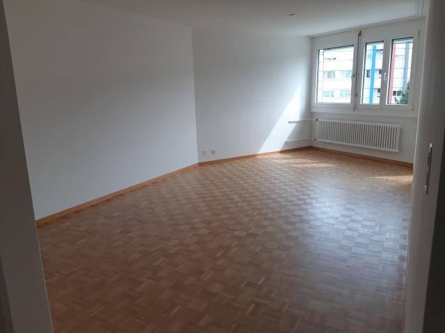 Rent a 3 rooms apartment in Brugg AG Flatfox