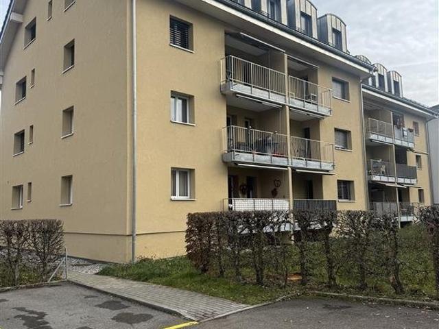 Rent a 3 rooms apartment in Bulle Flatfox
