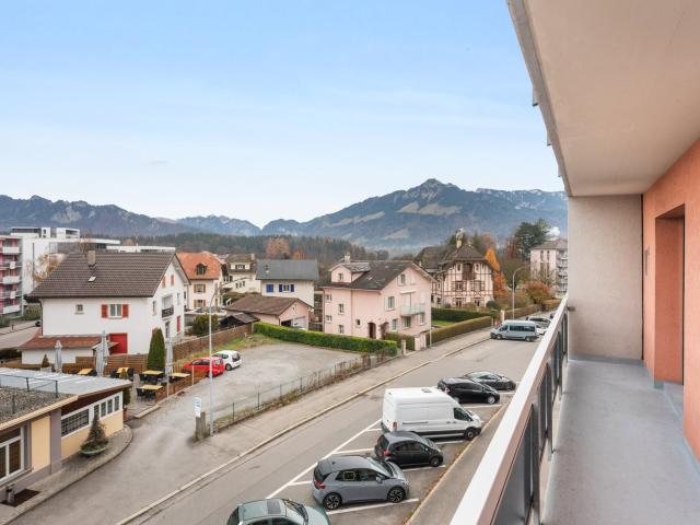 Rent a 3 rooms apartment in Bulle Flatfox