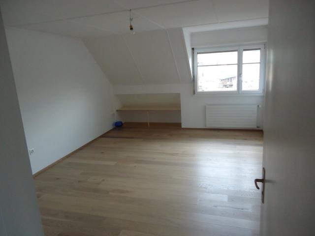 Rent a 3 ½ rooms apartment in Gals Flatfox