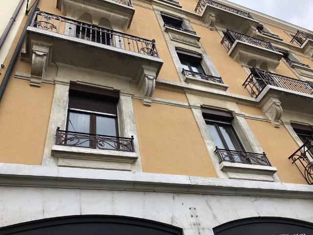 Rent a 3 rooms apartment in Genève Flatfox