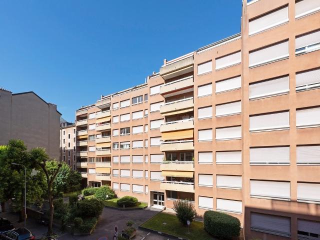Rent a 3 rooms apartment in Genève Flatfox