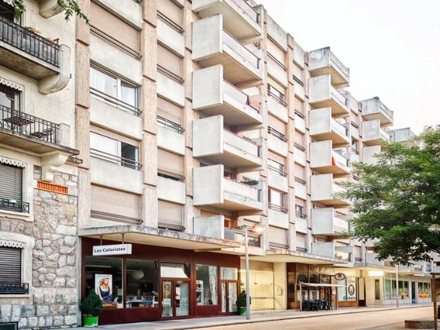 Rent a 3 rooms apartment in Genève Flatfox