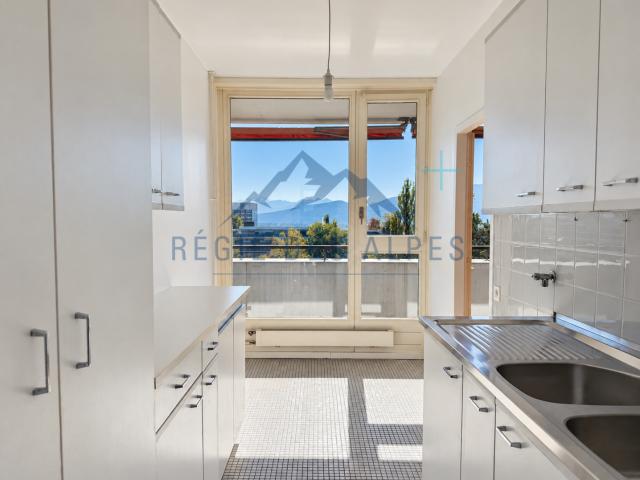 Rent a 3 rooms apartment in Genève Flatfox