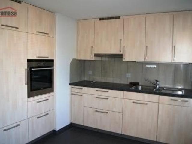 Rent a 3 ½ rooms apartment in Giffers Flatfox