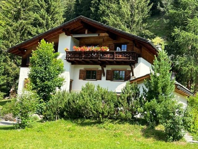 Rent a 3 ½ rooms apartment in Davos Wolfgang Flatfox