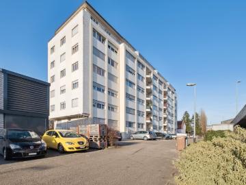 Rent a 3 ½ rooms apartment in Delémont Flatfox