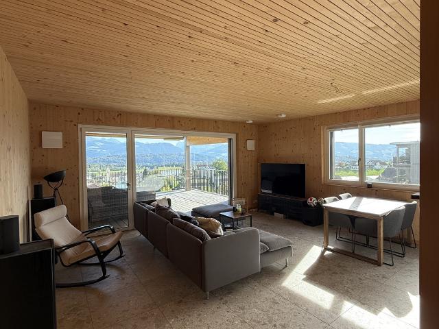 Rent a 3 ½ rooms apartment in Eschenbach Flatfox