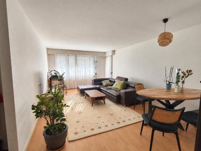 Rent a 3 rooms apartment in Hinwil