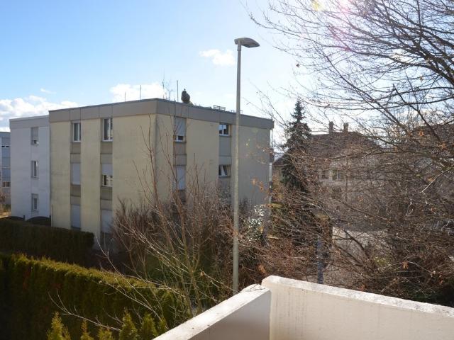 Rent a 3 ½ rooms apartment in Ittigen Flatfox