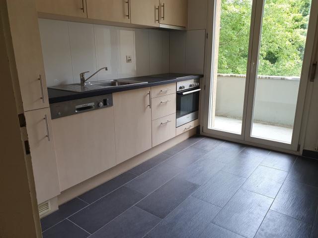 Rent a 3 rooms apartment in Oberdorf BL Flatfox