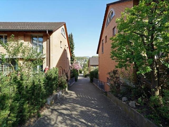 Rent a 3 ½ rooms apartment in Oberwil Flatfox