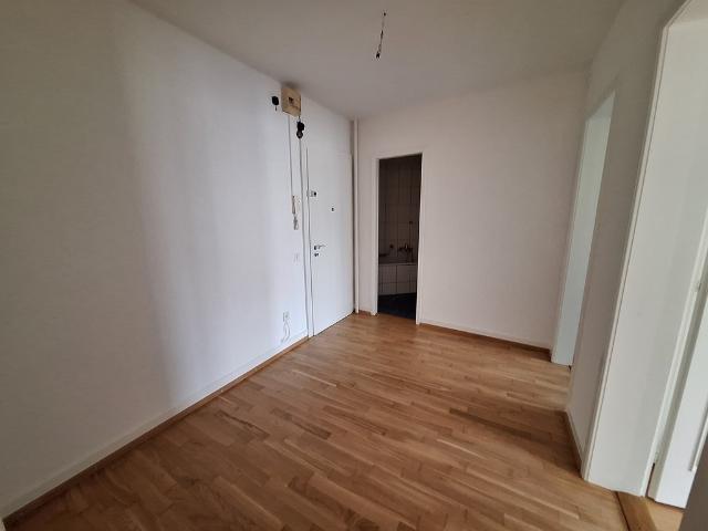 Rent a 3 rooms apartment in Lausanne Flatfox