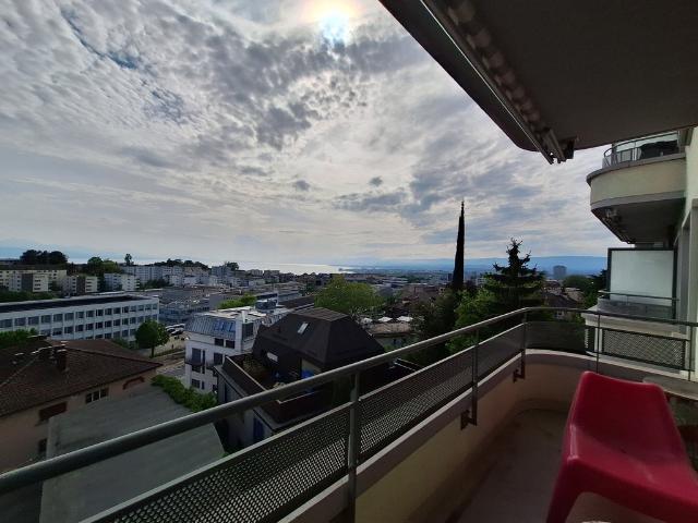Rent a 3 rooms apartment in Lausanne Flatfox