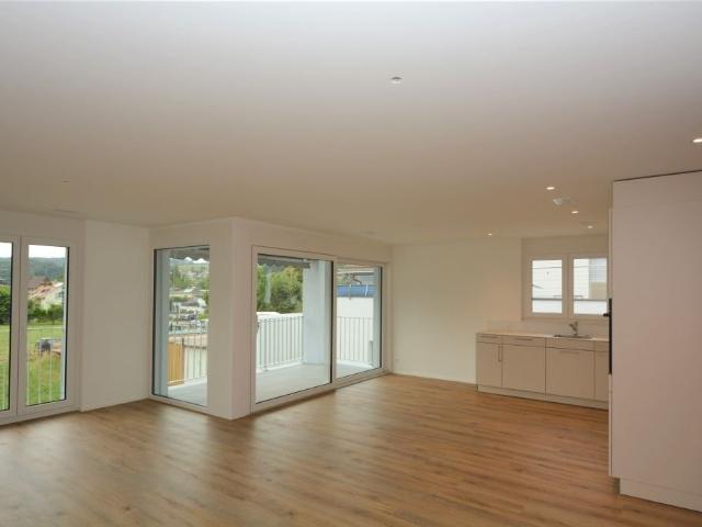 Rent a 3 ½ rooms apartment in Lengnau Flatfox