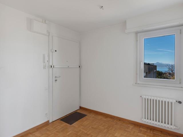Rent a 3 ½ rooms apartment in Lutry Flatfox