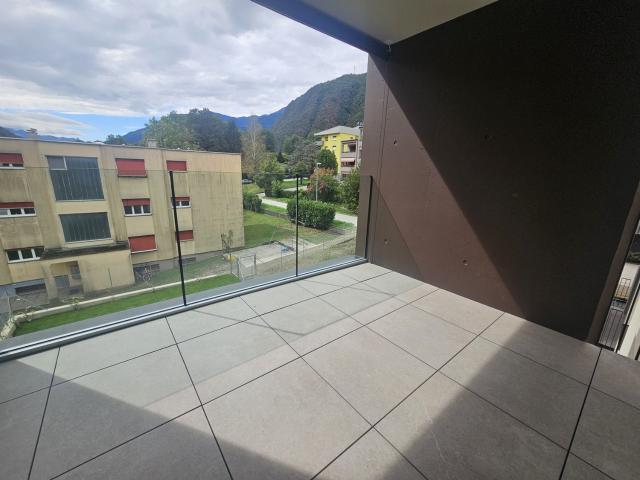 Rent a 3 ½ rooms apartment in Lumino Flatfox