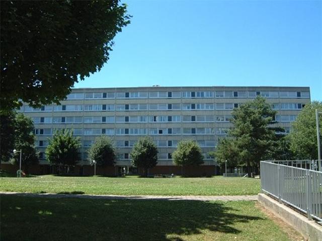 Rent a 3 rooms apartment in Meyrin Flatfox