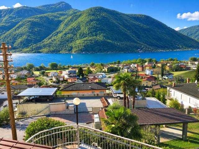 Rent a 3 rooms apartment in Melano Flatfox