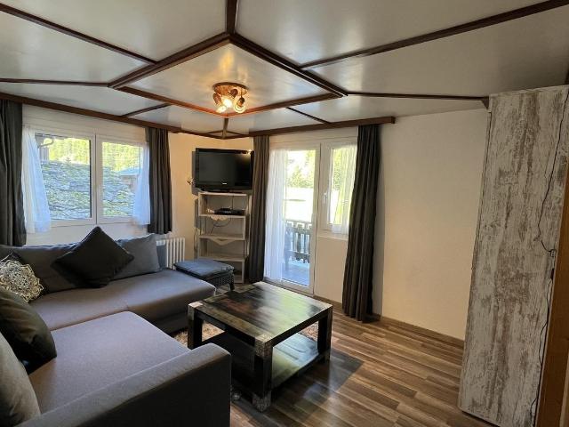 Rent a 3 rooms apartment in Saas Balen Flatfox