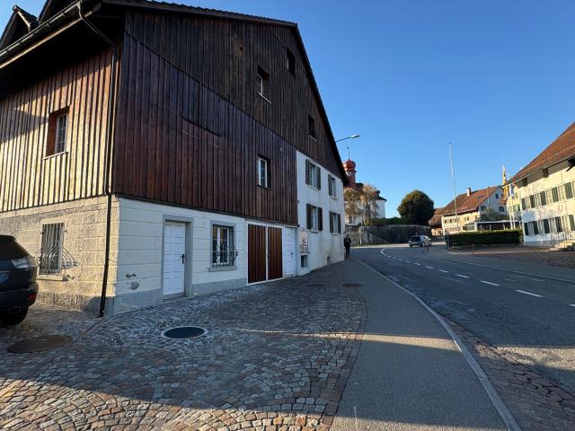 Rent a 3 rooms apartment in Schwerzenbach Flatfox