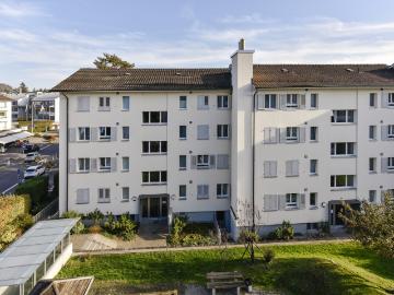 Rent a 3 rooms apartment in Stäfa Flatfox