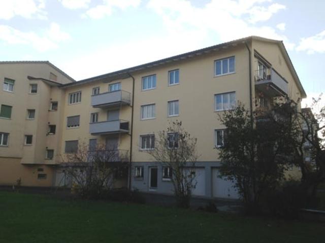 Rent a 3 rooms apartment in Port Flatfox