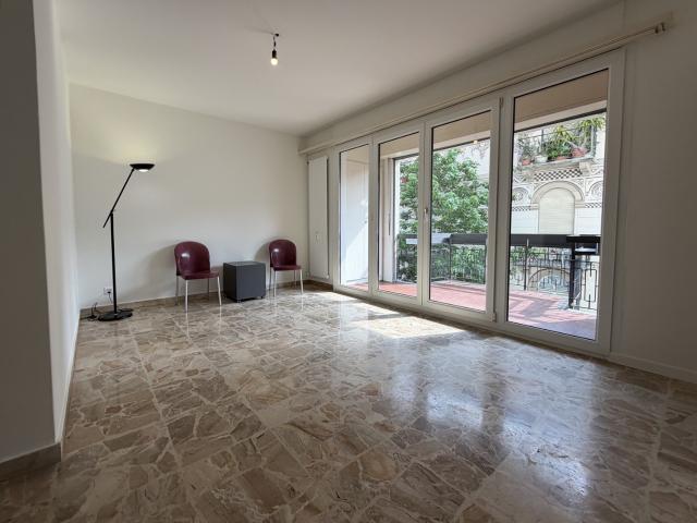 Rent a 3 ½ rooms apartment in Paradiso Flatfox