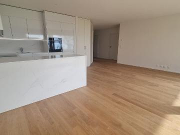 Rent a 3 ½ rooms apartment in Rolle Flatfox