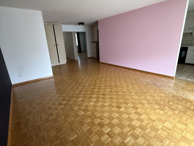 Rent a 3 ½ rooms apartment in Rorbas Flatfox