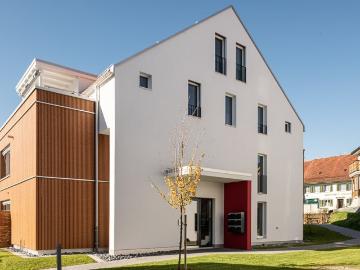 Rent a 3 ½ rooms apartment in Rossrüti Flatfox