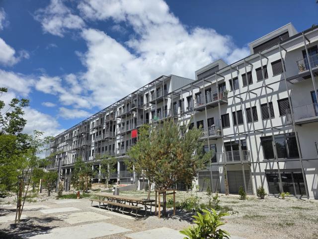 Rent a 3 ½ rooms apartment in Renens Flatfox