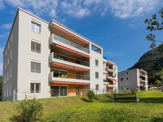 Rent a 3 ½ rooms apartment in Rivera Flatfox