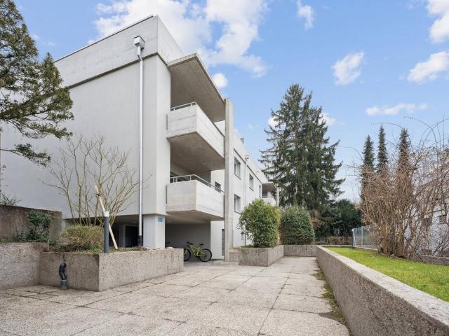 Rent a 3 ½ rooms apartment in Riehen Flatfox