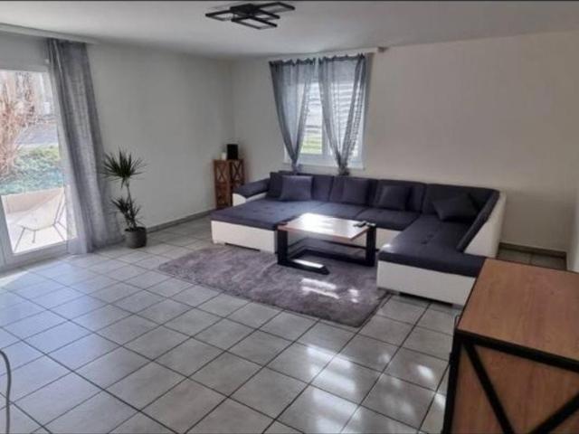 Rent a 3 ½ rooms apartment in Villargiroud Flatfox