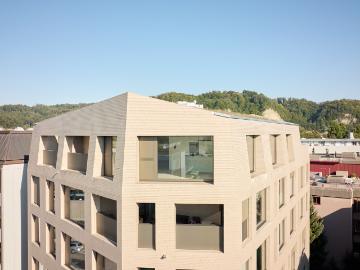 Rent a 3 ½ rooms attic flat in Burgdorf Flatfox