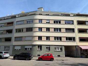 Rent a 3 ½ rooms attic flat in Biel Flatfox