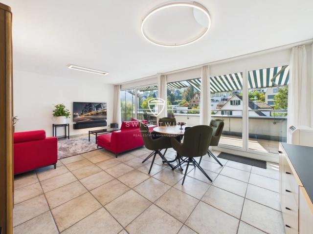 Rent a 3 ½ rooms attic flat in Horgen Flatfox