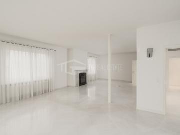 Rent a 3 ½ rooms attic flat in Lugano Flatfox