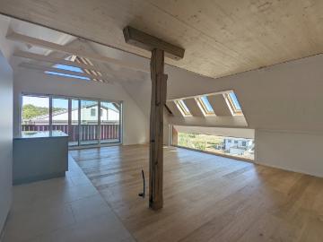 Rent a 3 ½ rooms attic flat in Lampenberg Flatfox