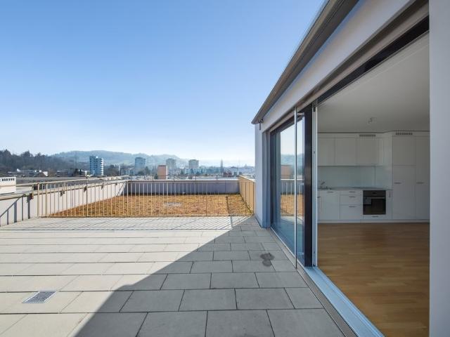 Rent a 3 ½ rooms attic flat in Suhr Flatfox