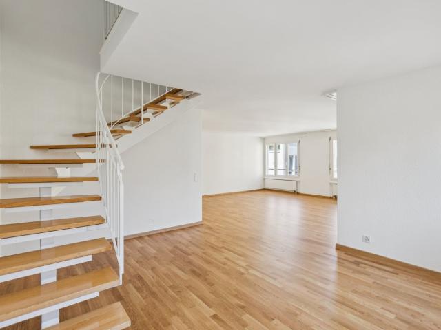 Rent a 3 ½ rooms duplex in Zürich Flatfox