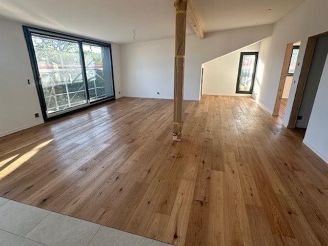 Rent a 3 ½ rooms roof flat in Boll Flatfox
