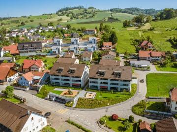 Rent a 3 ½ rooms roof flat in Oeschgen Flatfox
