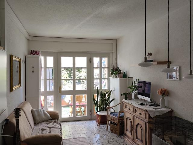 Rent a 3 ½ rooms single house in Buch B. Märwil Flatfox