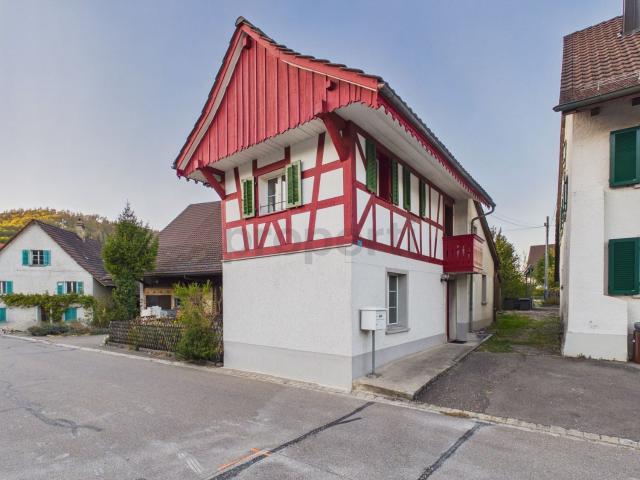 Rent a 3 ½ rooms single house in Stadel b. Niederglatt Flatfox